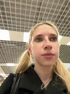 Michelle_lovique