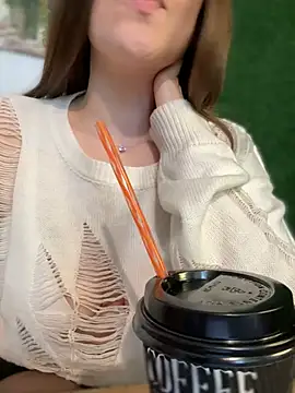 CrazyTori - Take off bra in cafe LT🎁
