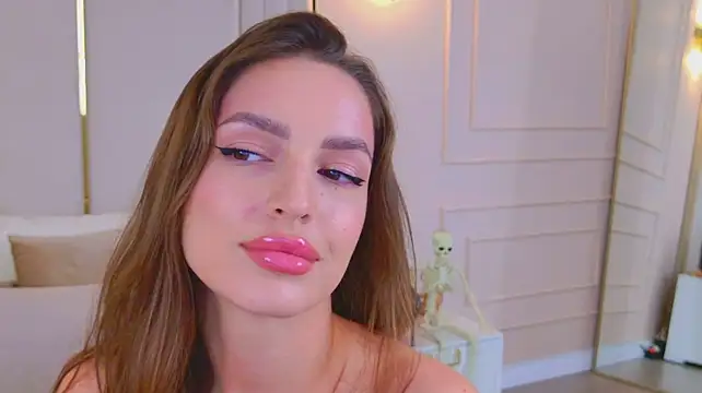 BellaHalles - sexy shower video