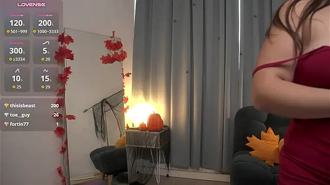 Naomi__nova - tease my hot boobsie