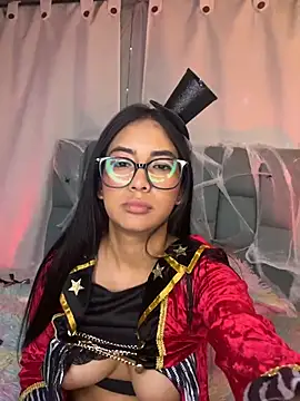 Gretel_Streit - zoom pussy + 2 fingers