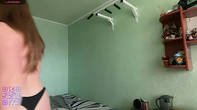 DeannaDorton - Eye contact + lick finger