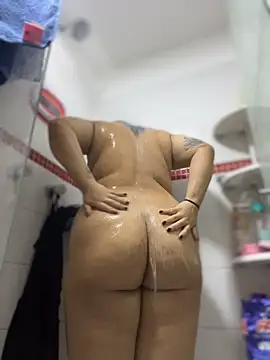 JulianaCastillo - 1 finger asshole
