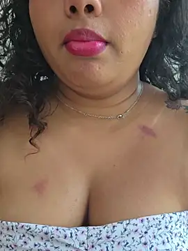 Spicy-Queen1 - Nude In public