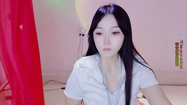 Luna1314 - 换性感红色肚兜跳热舞~