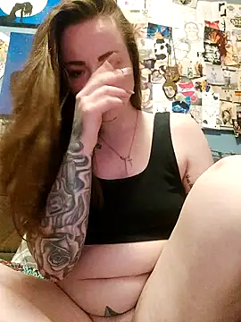 Gangsterbitch - Start rubbin n fuckin my tight pussy