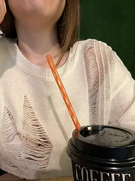 CrazyTori - Take off bra in cafe LT🎁