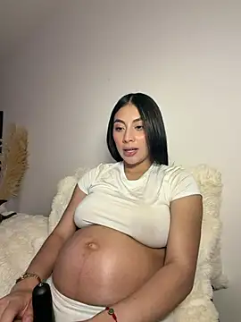 Summer_Waatson - Big Squirt in my shower + Domi 7min