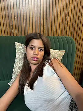 Sexy_myraaaa - Boobs show🥵