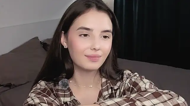 JuliDahill