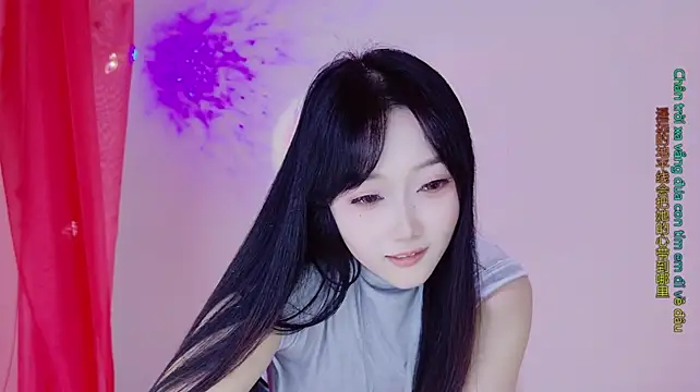 Luna1314 - 换性感红色肚兜跳热舞~