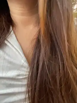 Mia999 - 户外假鸡吧抽插1分钟