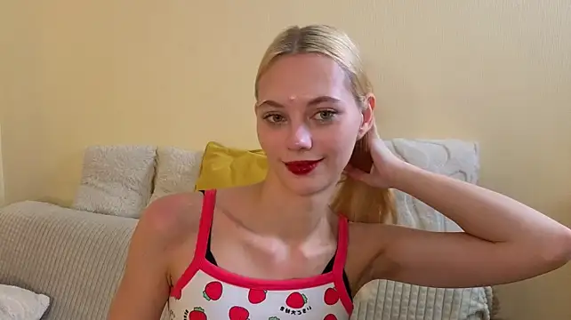 HarriettKitty - GENTLE NECK CARESS