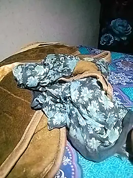 Indian_bhabhi_sho - Come baby 💋👄 shower sho and hard fuck