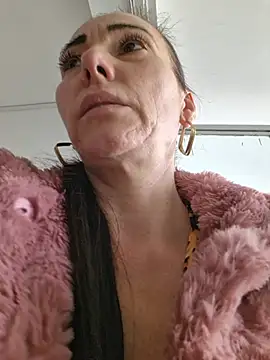 Milflovelyxxx - tease me with your touch. make me wet