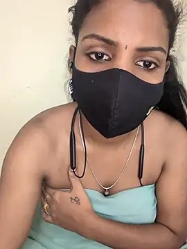 Tamil_Riya143 - Boobs oil massage show