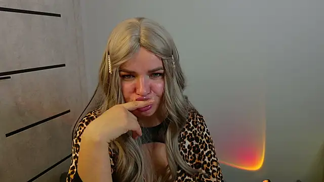 Melavine - BUZZ MY ASSHOLE GOOD<3