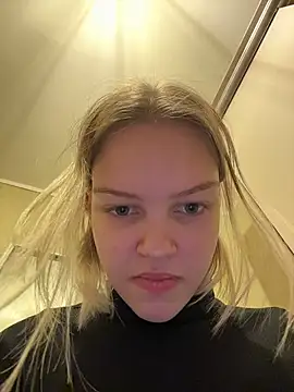 AshleyMur - naked show