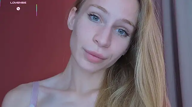 Elis_Fox - doggy pose & finger pussy <3