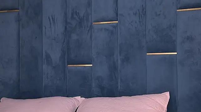 YasminaMoon - turn me on make me act naughty