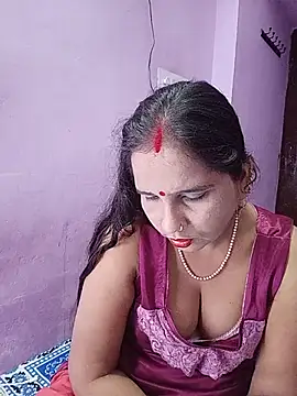 Reema05 - Dildo in anal pamp