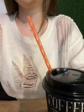 CrazyTori - Take off bra in cafe LT🎁