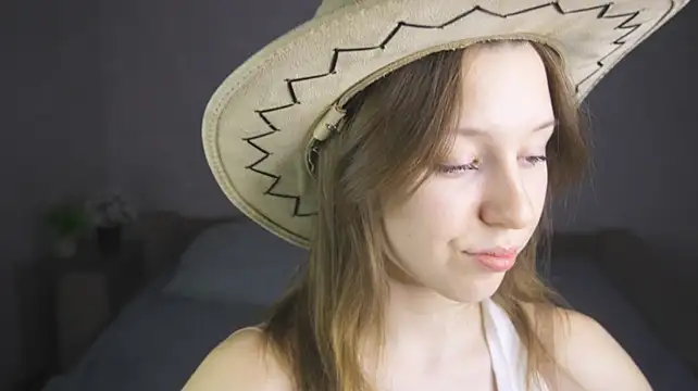 GilmaMarino - time to suck my pretty finger
