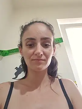 Trrishaxxx - @oil @boobs x10slaps❤️😈😈❤️