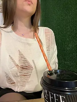 CrazyTori - Take off bra in cafe LT🎁
