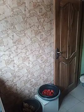 Bhadgirlann - Masturbating squirting