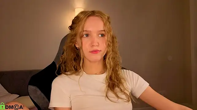 Sue_dream - show your butt in panties