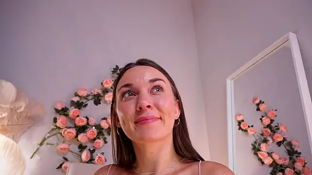 YayMaya - naked oil show