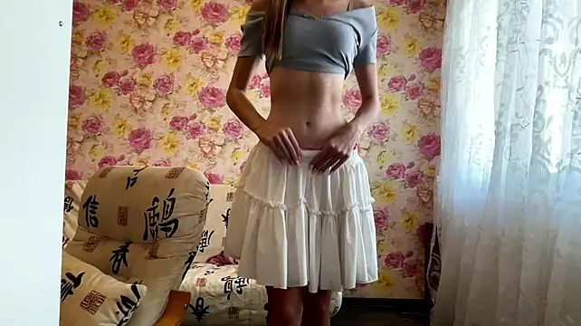 Lerchek_Wia - show and spanks ass