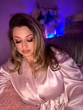 Miamellycious - Ride big dildo + buttplug ticket show💦