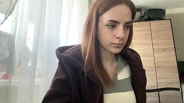 Selianderol - Show you more of my body curves!
