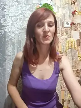 Violet_Hines - Make me wet pls 🤤
