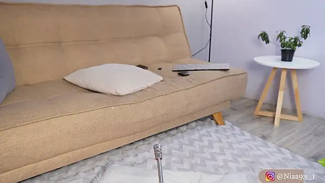 Rihannadeep - Multiple squirt FUCK MACHINE!!!