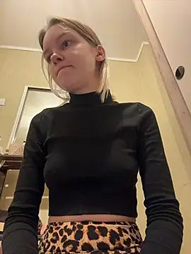 AshleyMur - naked show