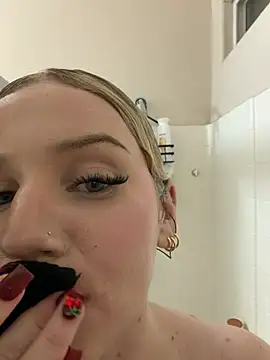 Ms_CherrySnow - Deepthroat dildo 3 minutes