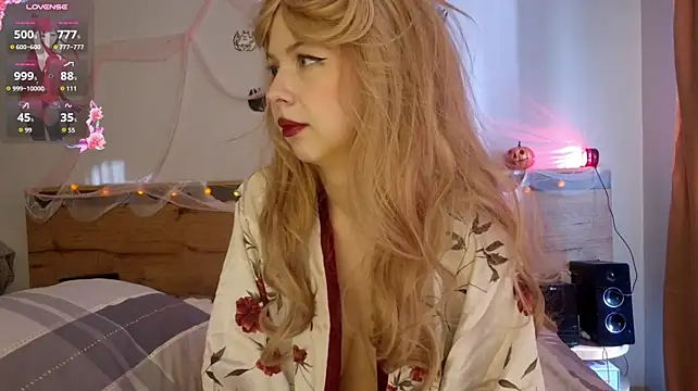 LynetHakes - Spank my breasts honey х10