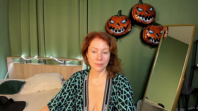 LeticiaRomano - do you like what you see