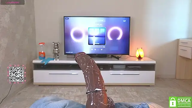 AGaGatha - Make the maid lick and suck big balls
