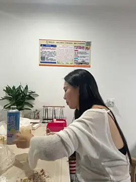 Su456711 - 特写女儿bb加开票妈妈帮女自慰