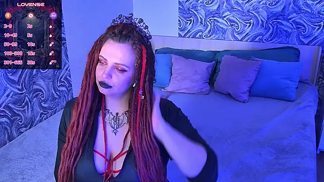 Empress_Maya - RUB BTW MY BUTT WITH UR TONGUE😈