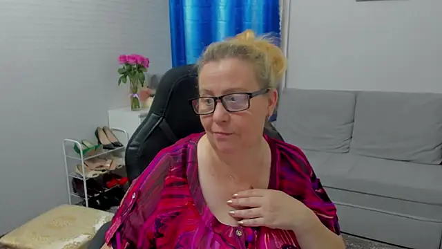 Frau_Marta - surprise