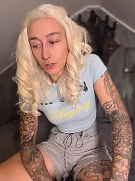 IvyReigns - Zieh Dein T-Shirt Aus , Ivy