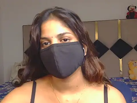 Hii-tanisa - full nude show