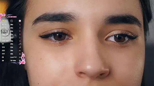 CourtneyBasbas - sensual finger licking