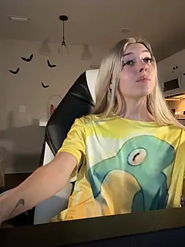 Rainsworld420 - Tittie time