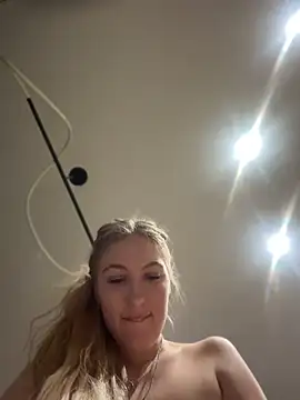 JessiTous - I give you control of the toy and mastur